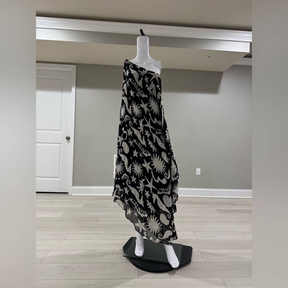 $470 RIXO
Liza Oceanic Draped-Sleeve Dress size L - Picture 9 of 12